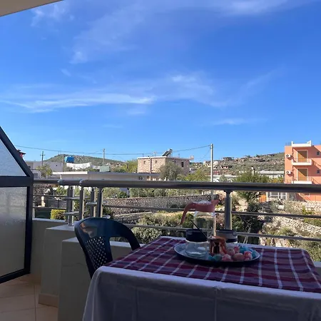Seaview Junis Sarande